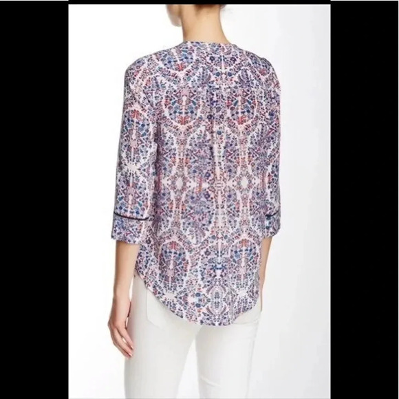Rebecca Taylor
3/4 Sleeve Split Neck PaisleyBlouse - Picture 2 of 12